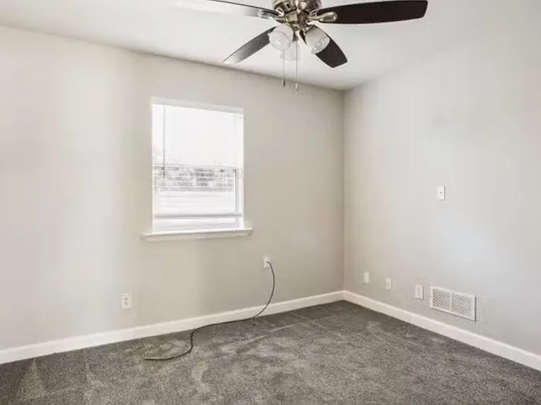 918 Fremont Ave — Photo 19