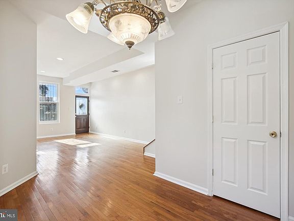 5th image of 309 U St NW