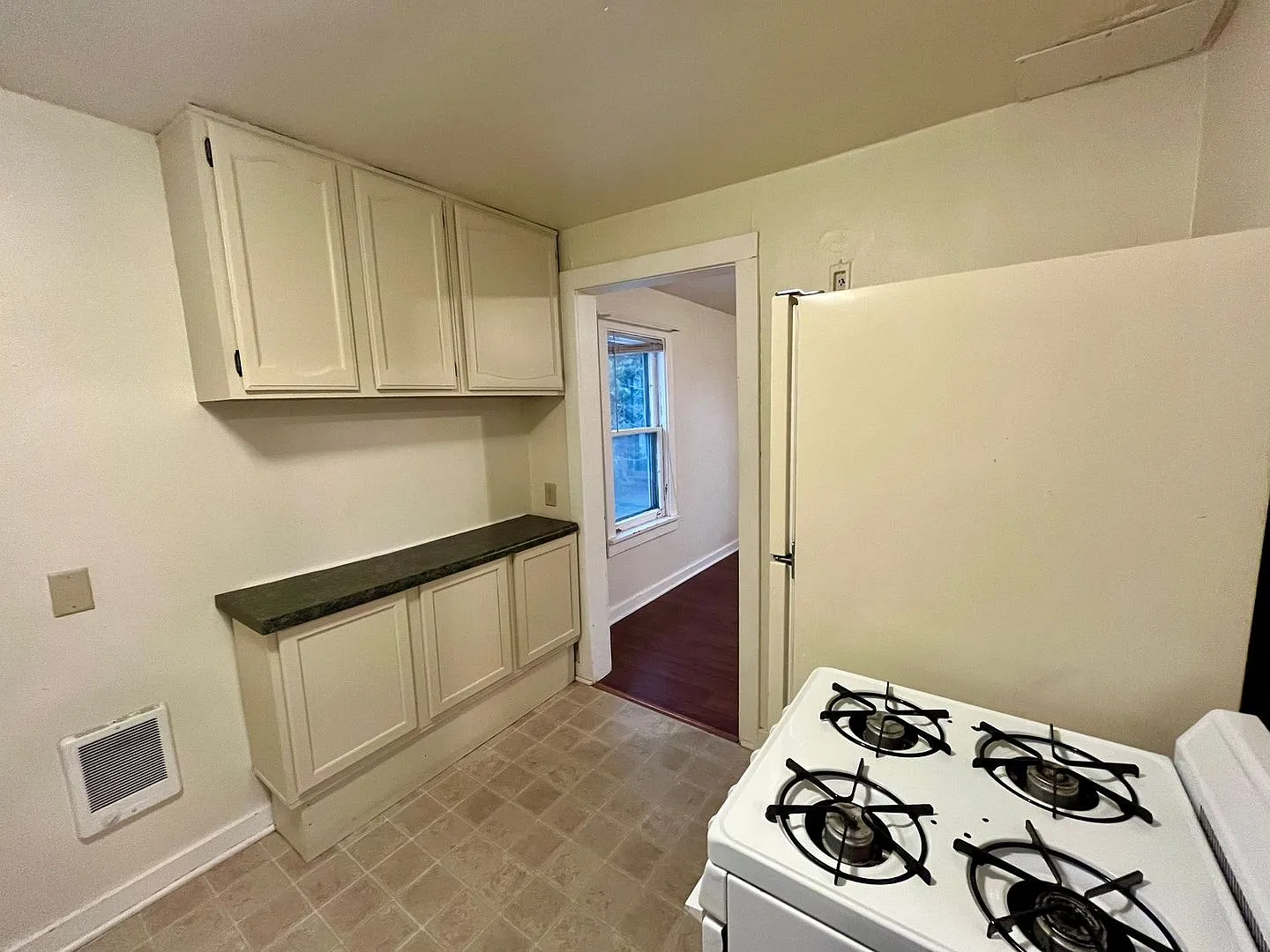 1415 N Stevens St — Photo 3