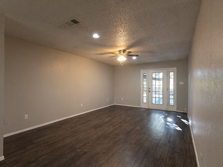 6806 Edmond Ave — Photo 5