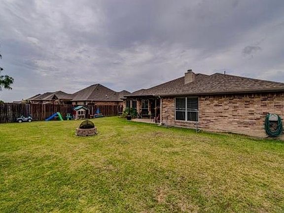 4th image of 1418 River Trail Dr