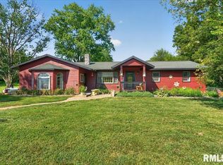 18875 Atterberry St, Petersburg, IL 62675