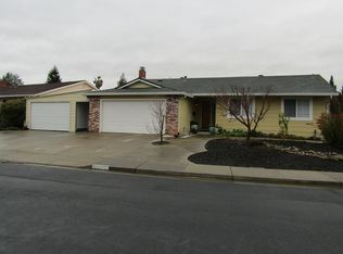 2002 Radcliffe Ct, Martinez, CA 94553