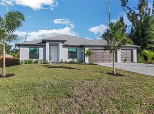2833 NW 7th St, Cape Coral, FL 33993