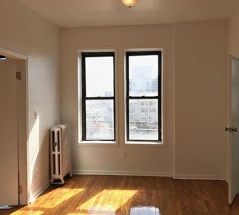 4th image of 1158 49th Ave APT 4B