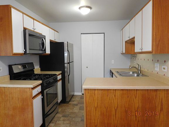 4th image of 682 Greenfield Ct APT C2