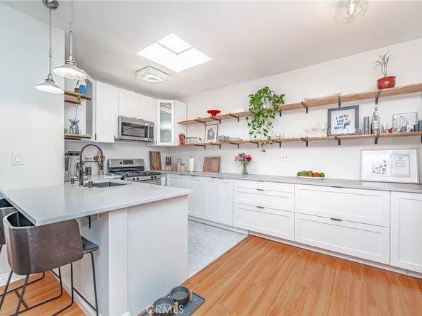 14560 Clark St Unit 206, Van Nuys, CA 91411
