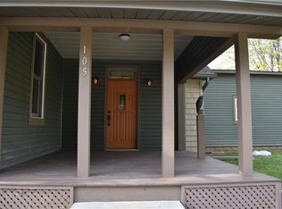 105 W Maple St, Flora, IN 46929