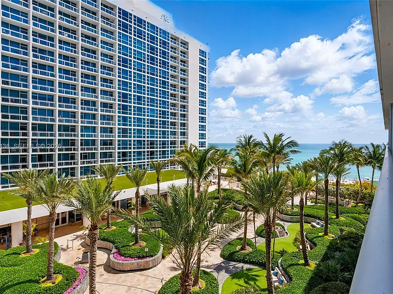 6799 Collins Ave #401 — Photo 36