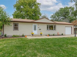 4404 E 137th St, Grandview, MO 64030