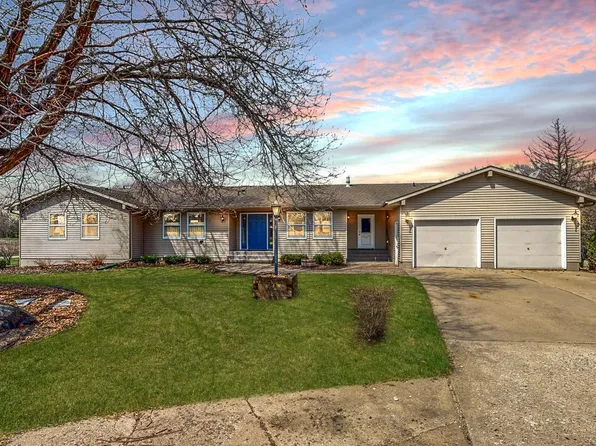 14497 Bunker Dr, Waseca, MN 56093