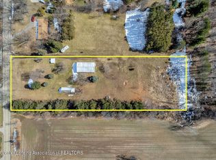 1270 E Howe Rd, Dewitt, MI 48820