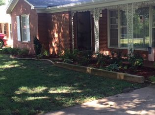 2724 S 18th St, Chickasha, OK 73018