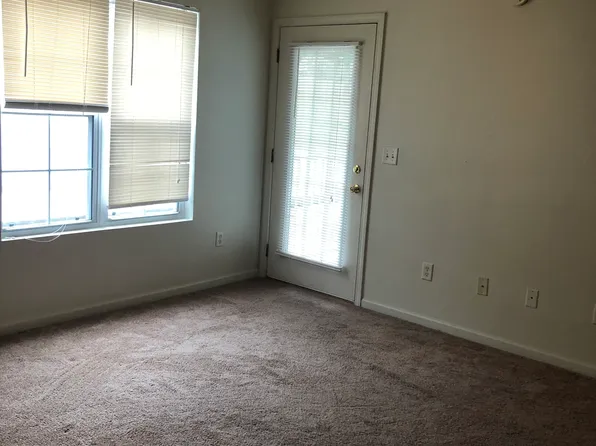 1045 Redbud Rd #7, Osage Beach, MO 65065