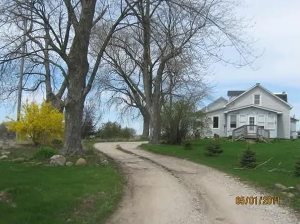 24514 89th St, Salem, WI 53168