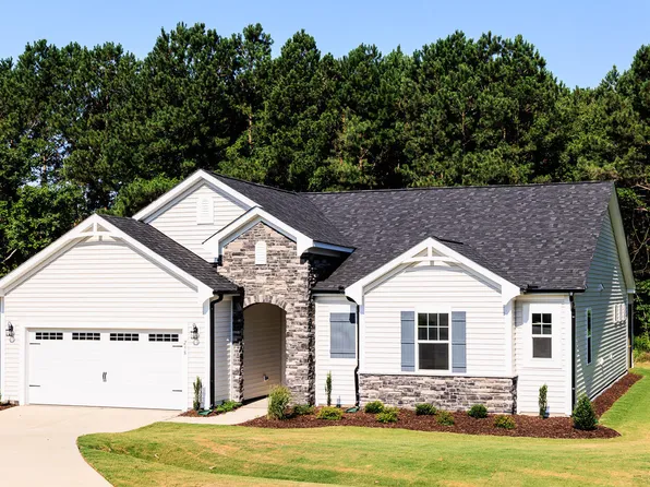 283 Golfview Ave, Benson, NC 27504