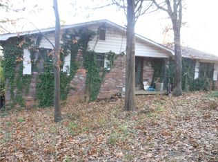 1319 Murta St, Van Buren, AR 72956