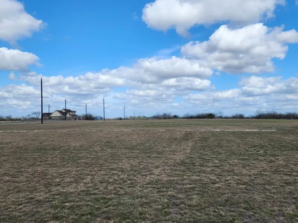 10 County Road 1162, Alice, TX 78332