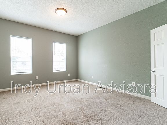 5th image of 1048 S Randolph St