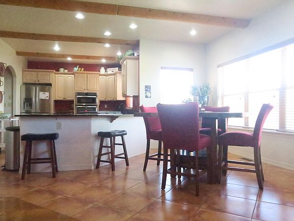 4th image of 729 Sunrise Ct