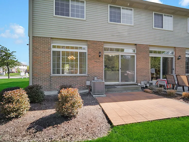 1619 Windward Ct #1619 — Photo 30