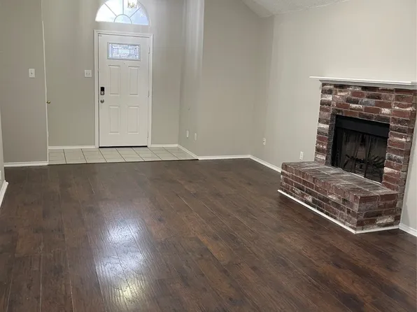 309 Toronto Cir, Glenn Heights, TX 75154
