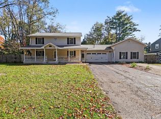 2741 Cloyster Ct, Kalamazoo, MI 49008