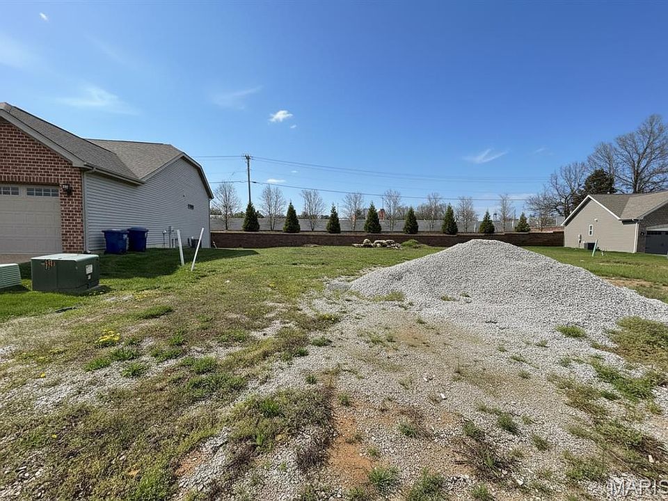 2nd image of 103 Quail Bluff Ct
