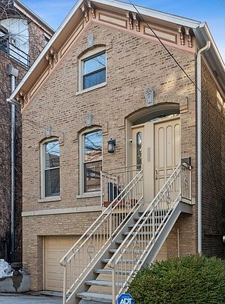 2nd image of 1454 N Wieland St