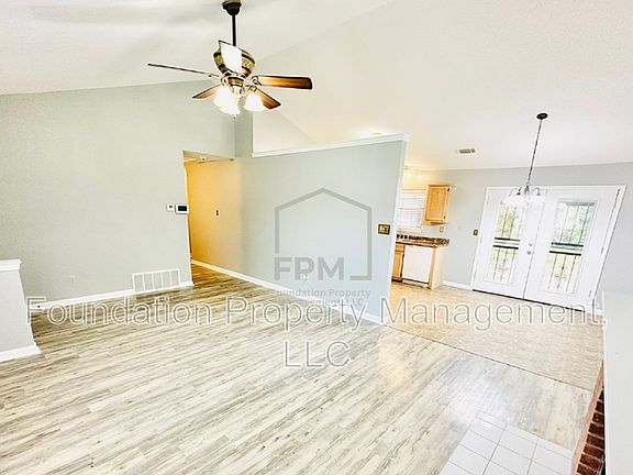 5th image of 2663 Bay Pointe Cir W