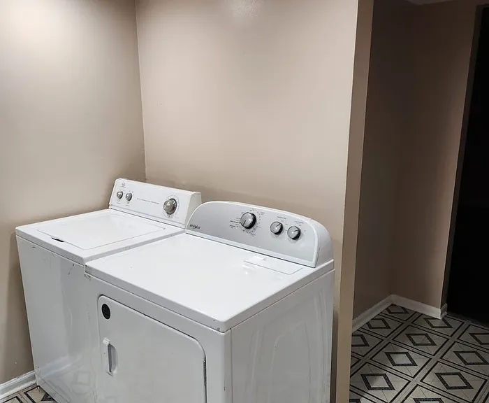 6340 Commons Dr — Photo 20