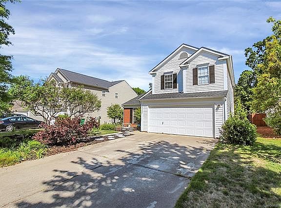 2nd image of 13104 Planters Row Dr