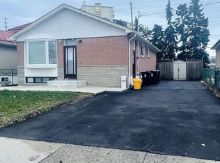 191 Taysham Cres, Toronto, ON M9V1X6