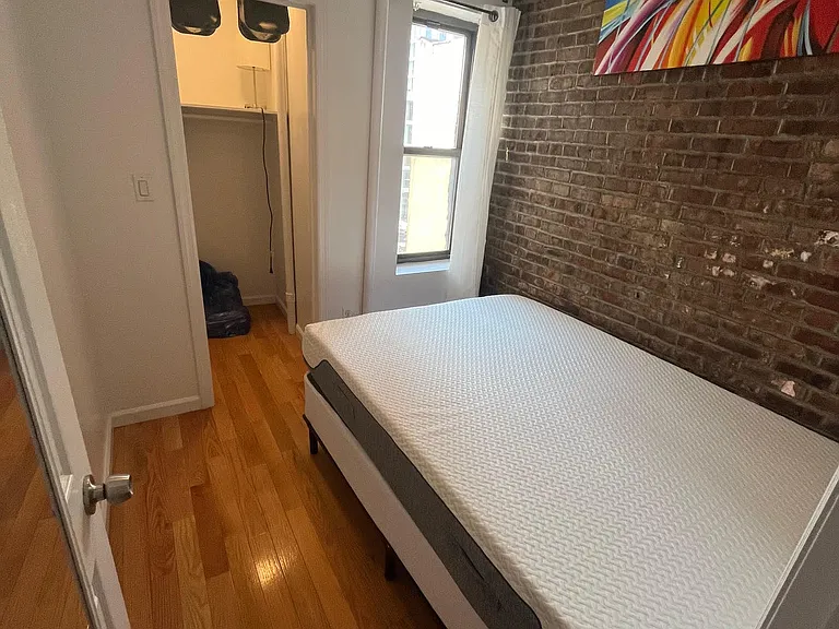 170 Delancey St #18 — Photo 10