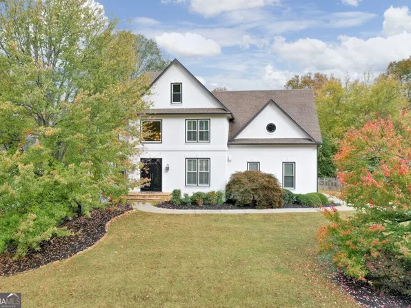 905 Windwalk Ct, Roswell, GA 30076