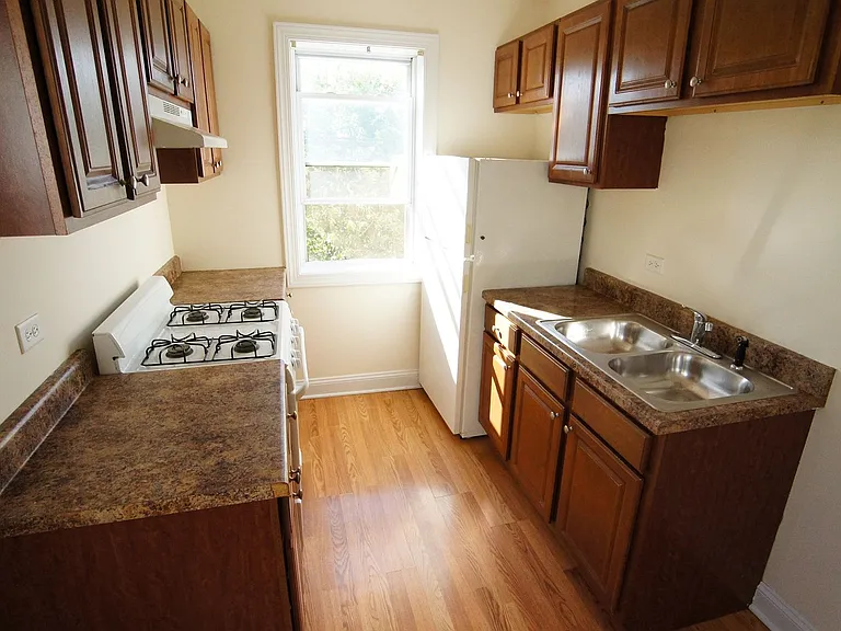 2600 Kimball LLC — Photo 96
