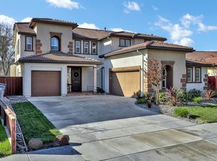 2349 S Creekside Dr, Los Banos, CA