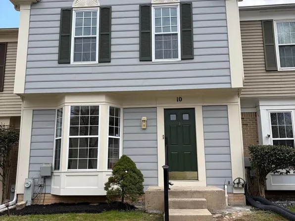 10 Windbluff Ct, Owings Mills, MD 21117