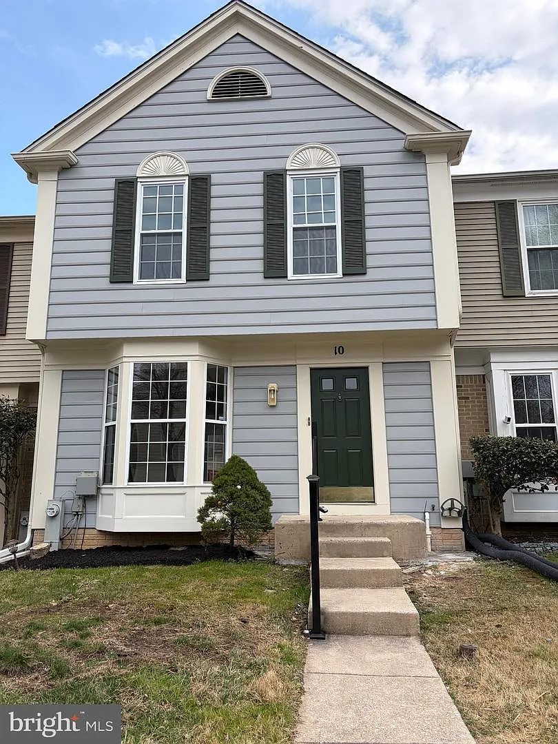 10 Windbluff Ct photo 1