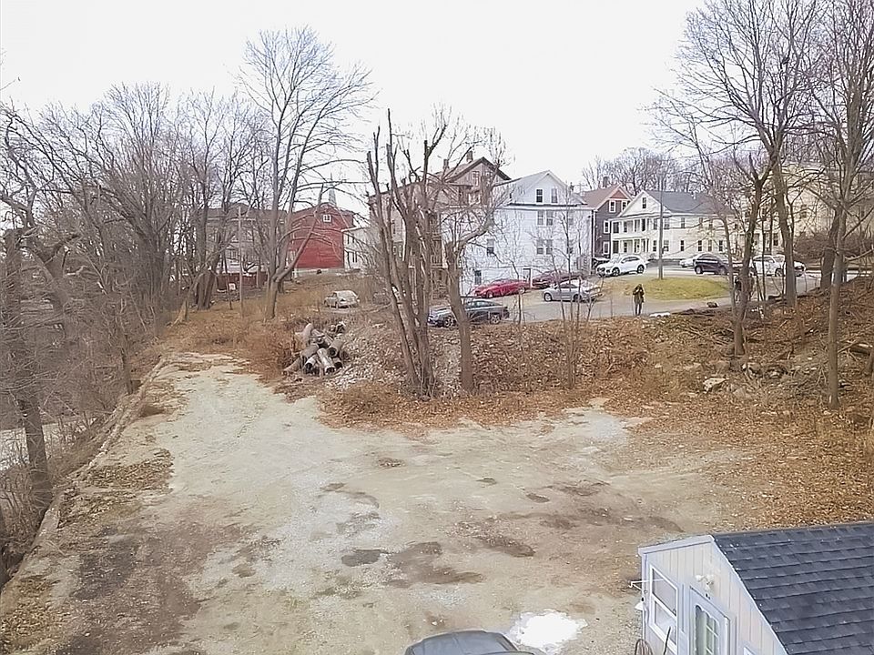 2nd image of 0 Prospect St