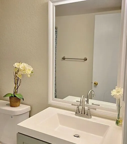 16970 Marygold Ave #11 — Photo 24