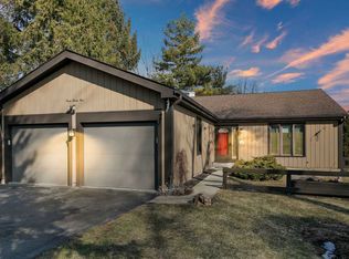 331 Huntley Rd, Crystal Lake, IL 60014