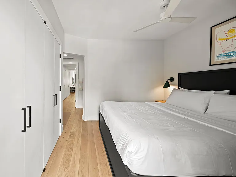 301 De Graw St #1 — Photo 17
