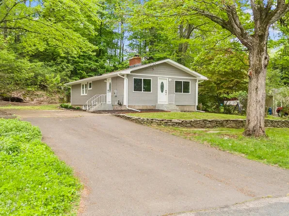 10 Brainerd Drive, Portland, CT 06480
