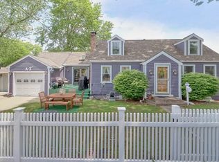 3 Oak Tree Rd, Dedham, MA 02026
