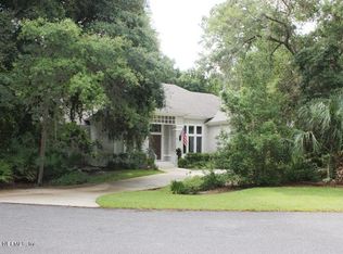 84 Long Point Dr, Fernandina Beach, FL 32034