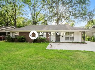 1055 S Perkins Rd, Memphis, TN 38117