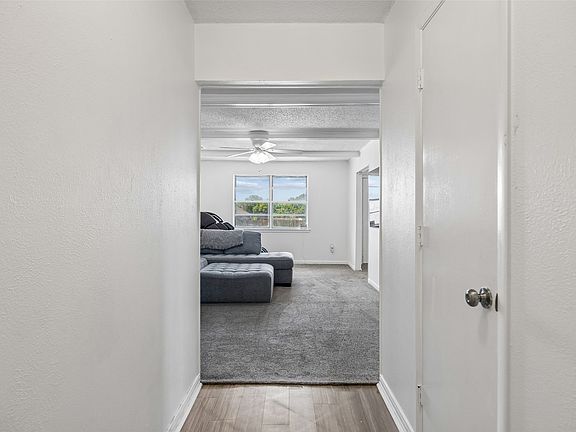 3rd image of 111 Dunn St