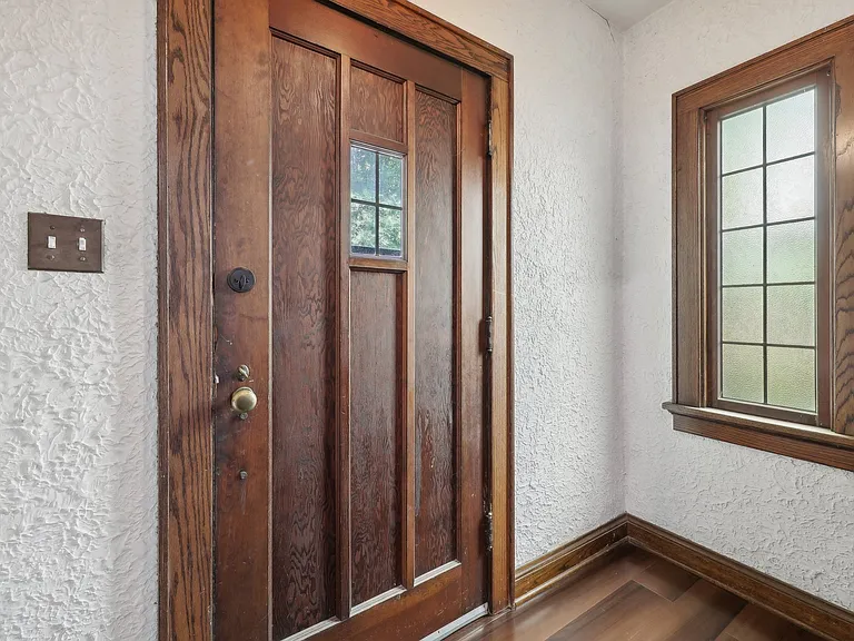 1416 Martha Washington Dr — Photo 17