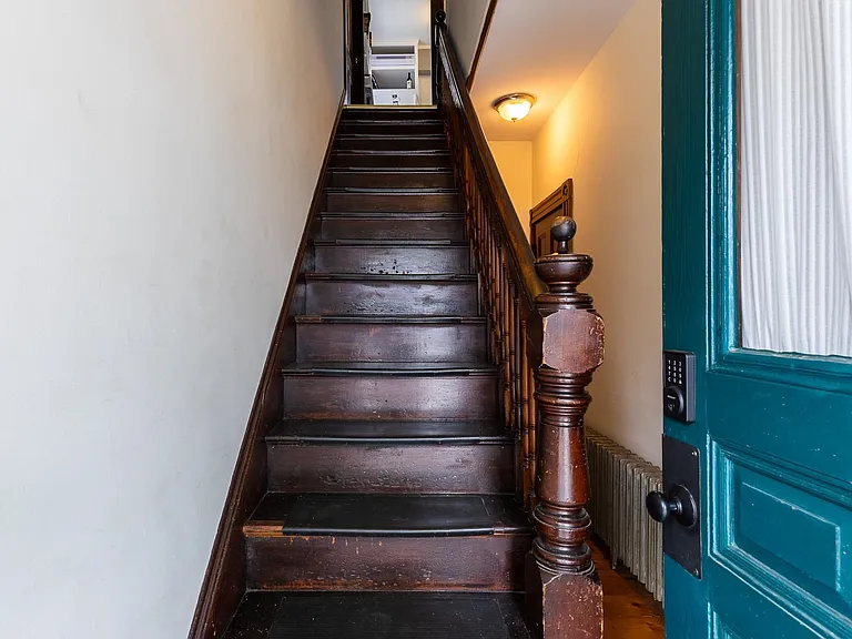 19 Blossom St — Photo 4